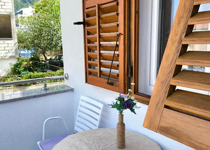 Apartments Iva