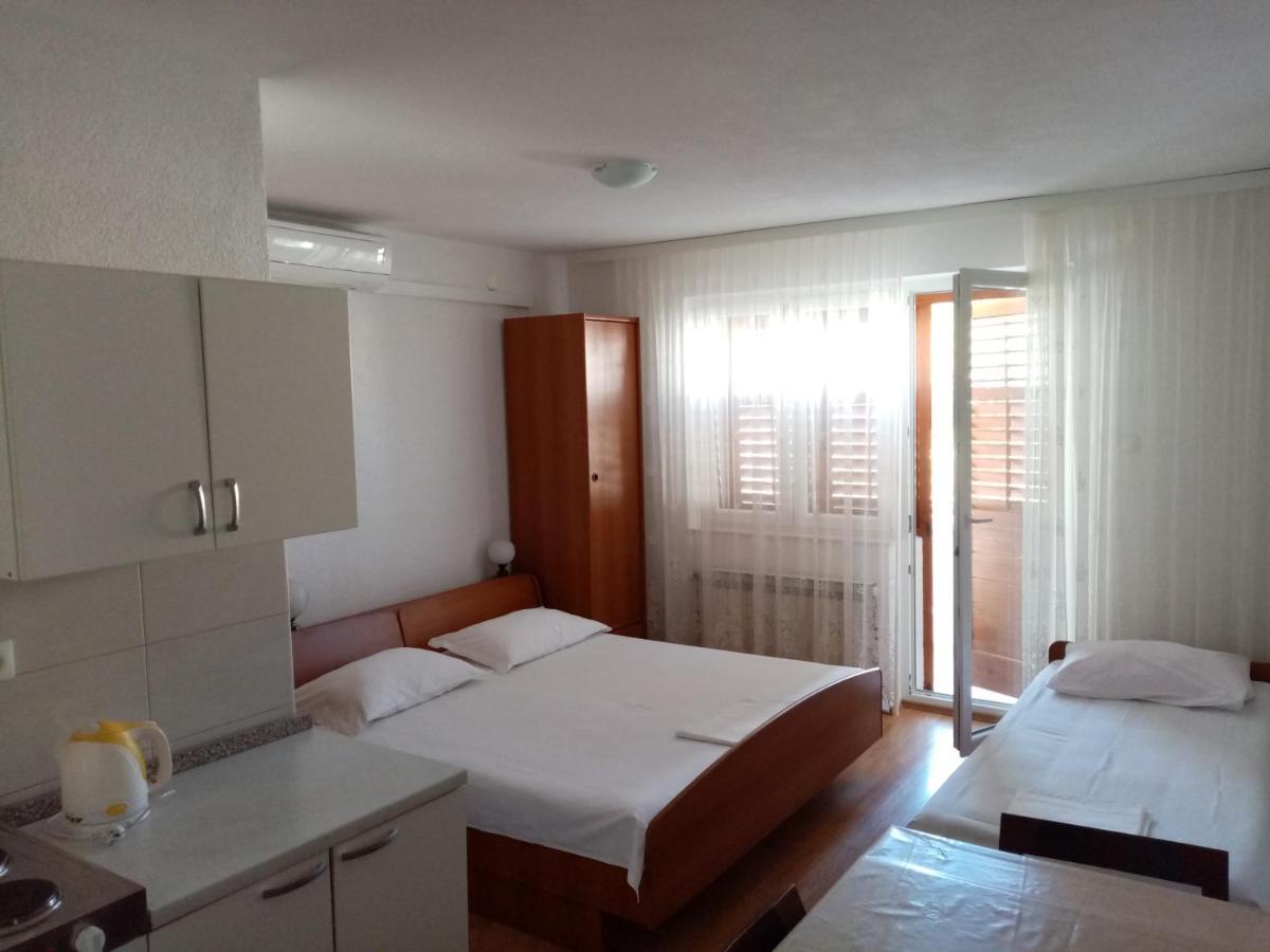 Iva Apartment