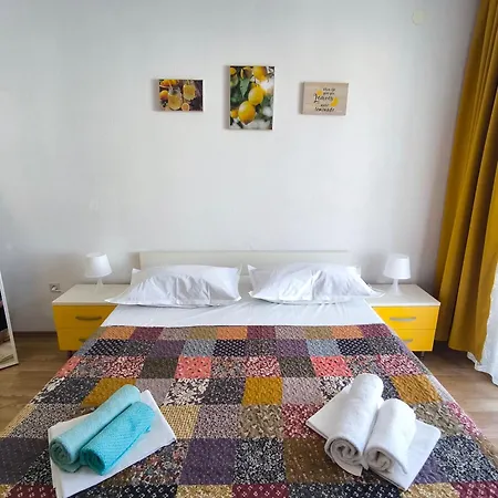 Apartments Iva Baska Voda Exterior photo